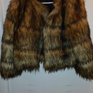 Faux Fur Jacket  Gorgeous - Brown Beautiful soft like Real FUR  ❤️❤️❤️ Like New
